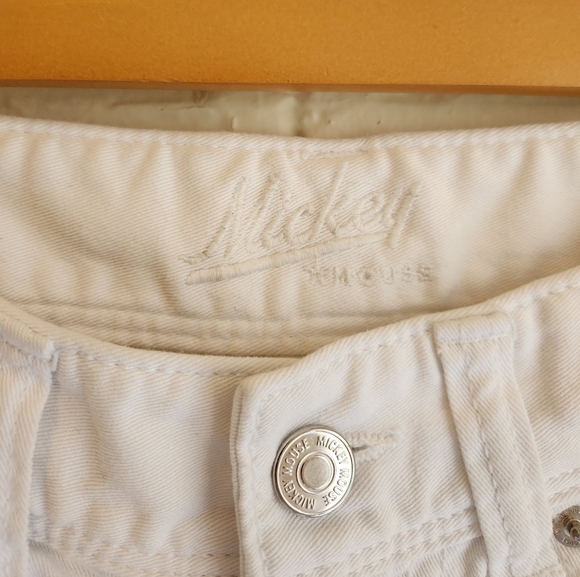 Mickey Mouse Mid-Rise Slightly Destressed Ankle-Lengt White Denim Empossed Jeans - Picture 2 of 9